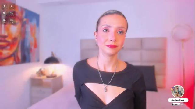 Image 3 of mia_roldann Stream on Chaturbate on 7 days ago