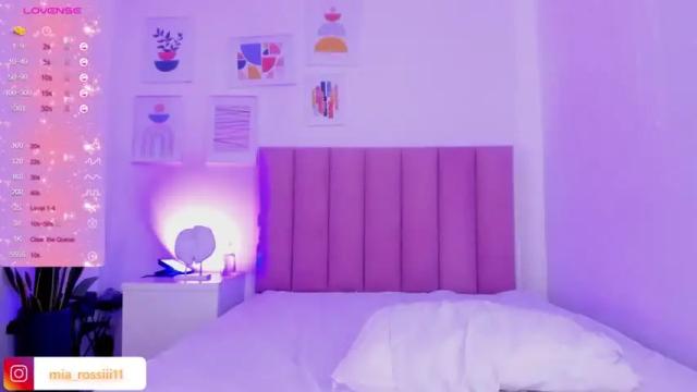 Image 2 of mia_rossii_ Stream on Chaturbate on 17 months ago