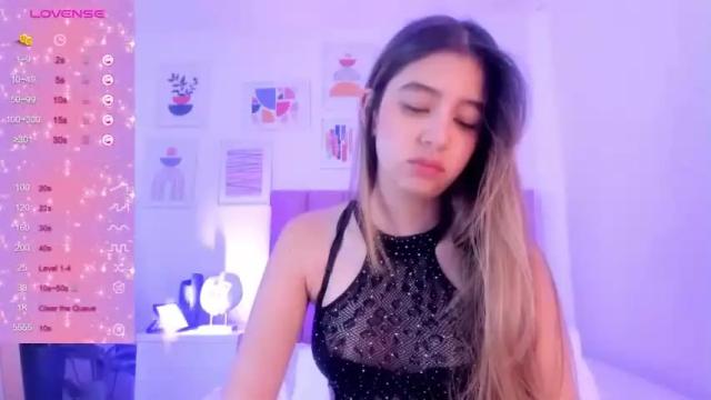 Image 3 of mia_rossii_ Stream on Chaturbate on 16 months ago