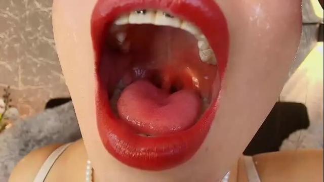 Image 3 of mia_roux13 Stream on Chaturbate on 1 month ago