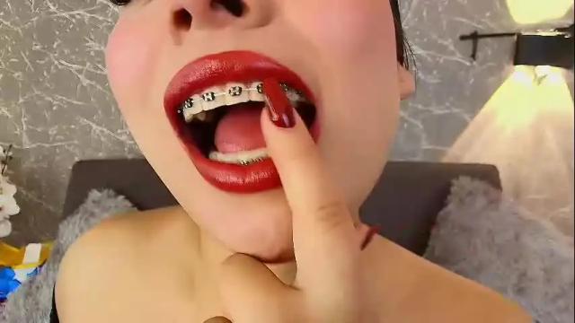 Image 10 of mia_roux13 Stream on Chaturbate on 1 month ago