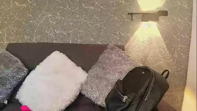 Thumbnail 1, mia_roux13's Stream at Chaturbate, 1 month ago