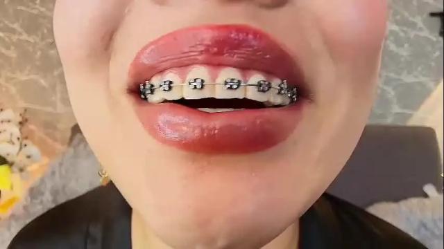 Image 3 of mia_roux13 Stream on Chaturbate on 1 month ago