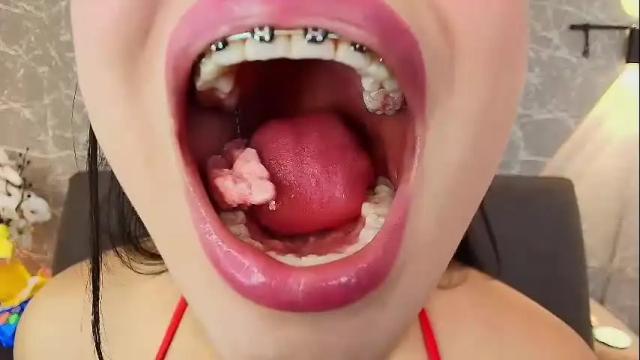 Thumbnail 3, mia_roux13's Stream at Chaturbate, 1 month ago