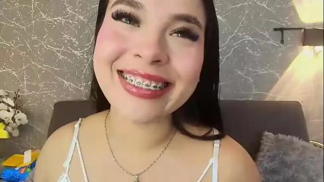 Image 10 of mia_roux13 Stream on Chaturbate on 1 month ago
