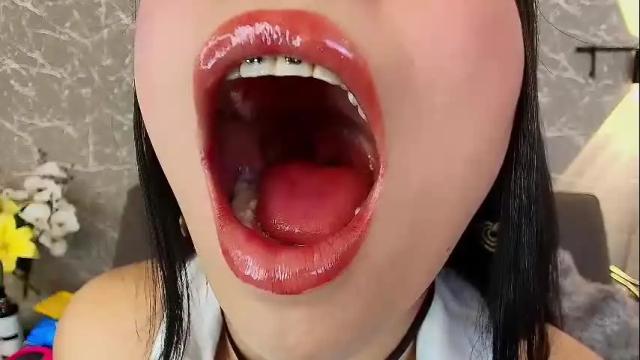 Image 10 of mia_roux13 Stream on Chaturbate on 1 month ago