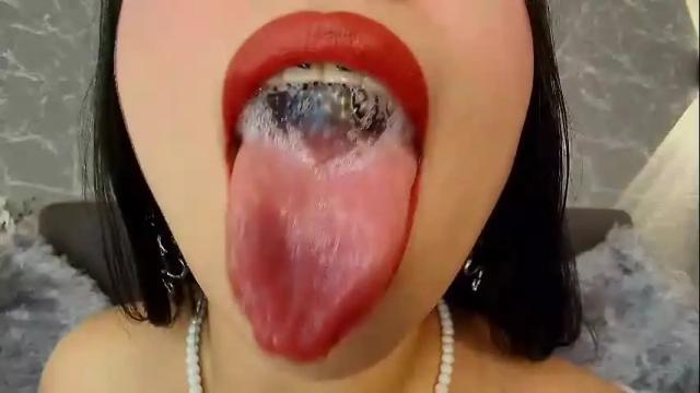 Image 12 of mia_roux13 Stream on Chaturbate on 12 days ago