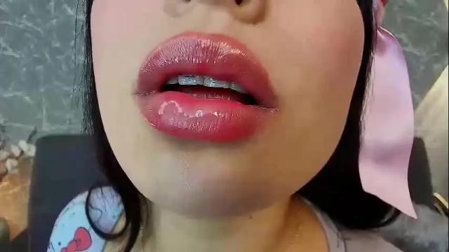Image 6 of mia_roux13 Stream on Chaturbate on 6 days ago