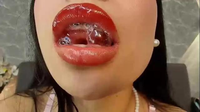 Image 8 of mia_roux13 Stream on Chaturbate on 4 days ago