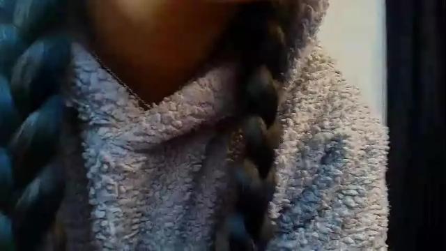 Image 2 of mia_roux13 Stream on Chaturbate on 1 month ago