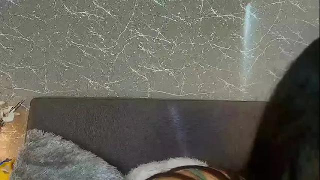 Image 10 of mia_roux13 Stream on Chaturbate on 1 month ago