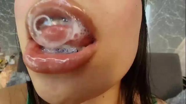 Image 8 of mia_roux13 Stream on Chaturbate on 1 month ago