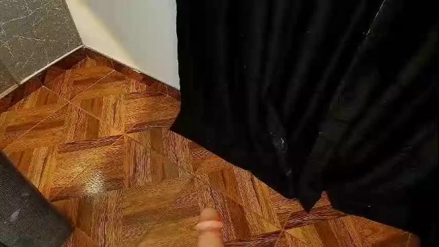 Image 7 of mia_roux13 Stream on Chaturbate on 1 month ago