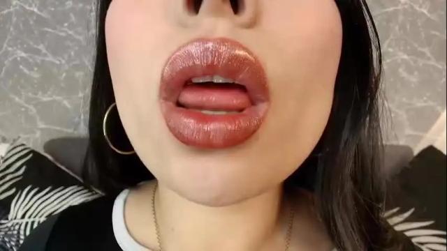 Image 7 of mia_roux13 Stream on Chaturbate on 1 month ago