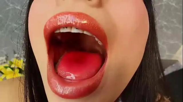 Image 11 of mia_roux13 Stream on Chaturbate on 9 days ago