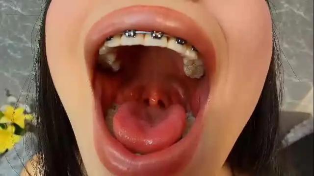 Image 7 of mia_roux13 Stream on Chaturbate on 9 days ago