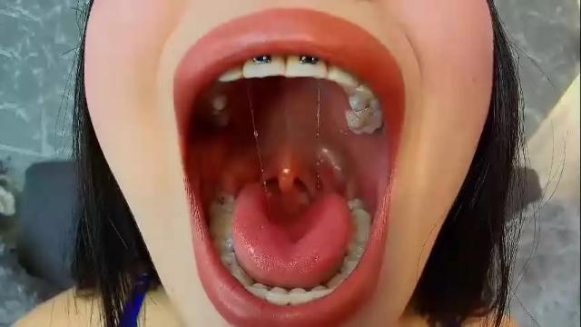 Image 10 of mia_roux13 Stream on Chaturbate on 8 days ago
