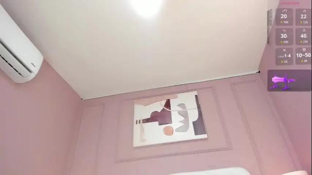 Image 11 of mia_slutty_ Stream on Chaturbate on 1 month ago