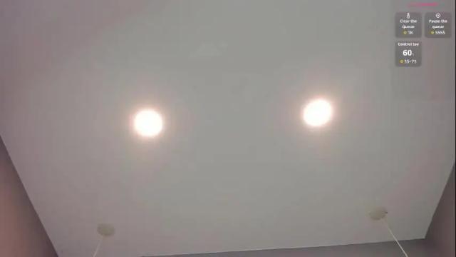 Image 7 of mia_slutty_ Stream on Chaturbate on 28 days ago