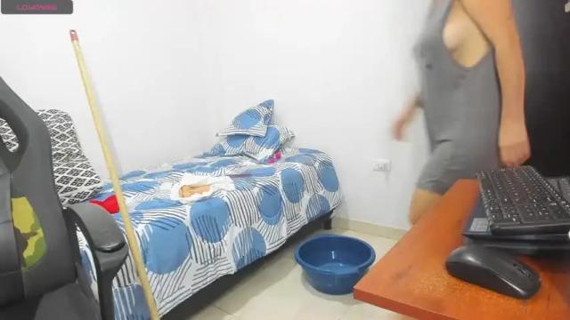 Image 7 of mia_soman Stream on Chaturbate on 14 months ago