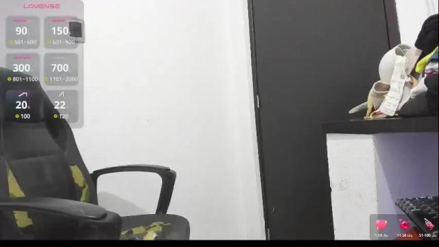 Image 10 of mia_soman Stream on Chaturbate on 17 days ago