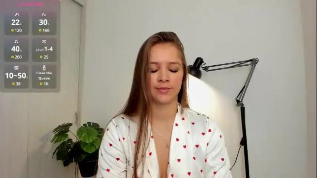 Image 7 of mia_spencer1 Stream on Chaturbate on 1 month ago