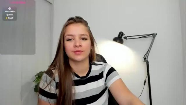 Image 2 of mia_spencer1 Stream on Chaturbate on 26 days ago