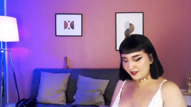 Image 3 of mia_stoness Stream on Chaturbate on 15 months ago