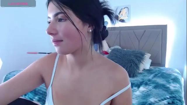 Image 7 of mia_sweetyqs Stream on Chaturbate on 20 days ago