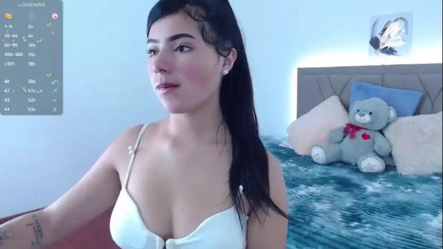 Image 2 of mia_sweetyqs Stream on Chaturbate on 8 days ago
