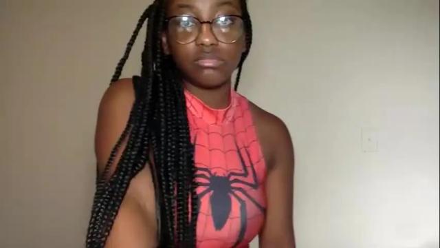 Image 6 of mia_the_fairy Stream on Chaturbate on 21 months ago