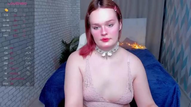 Image 12 of mia_thoatgoal Stream on Chaturbate on 13 months ago