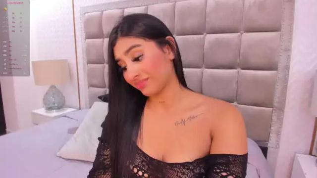 Image 12 of mia_torres1 Stream on Chaturbate on 18 months ago