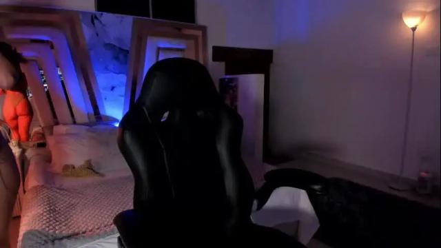 Image 12 of mia_v7 Stream on Chaturbate on 23 days ago