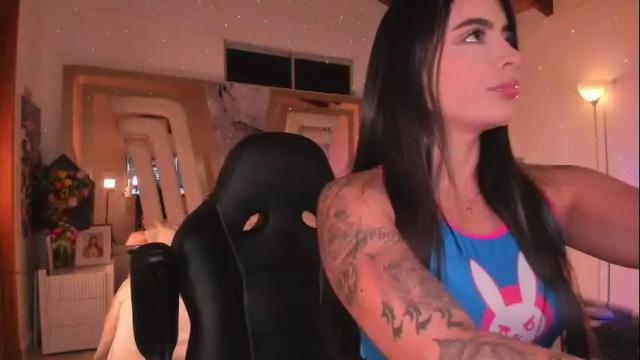 Image 2 of mia_v7 Stream on Chaturbate on 11 days ago