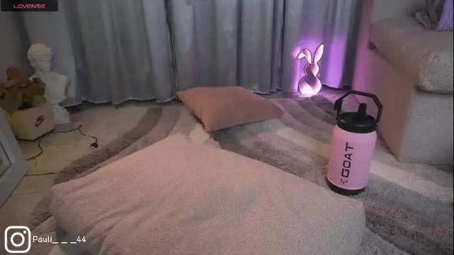 Image 8 of mia_v7 Stream on Chaturbate on 3 months ago