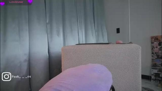 Image 7 of mia_v7 Stream on Chaturbate on 2 months ago