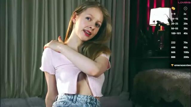 Image 7 of mia_vebes Stream on Chaturbate on 1 month ago