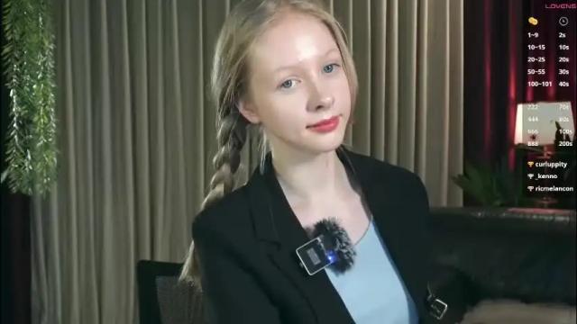 Image 4 of mia_vebes Stream on Chaturbate on 11 days ago