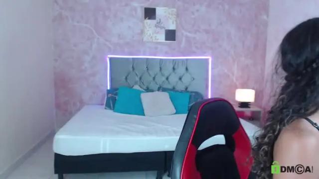 Image 8 of mia_vetlmands Stream on Chaturbate on 21 months ago