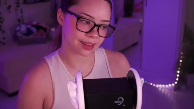 Image 2 of mia_vixen_ Stream on Chaturbate on 9 days ago
