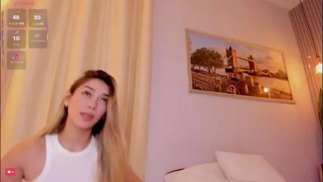 Image 2 of mia_white11 Stream on Chaturbate on 1 month ago