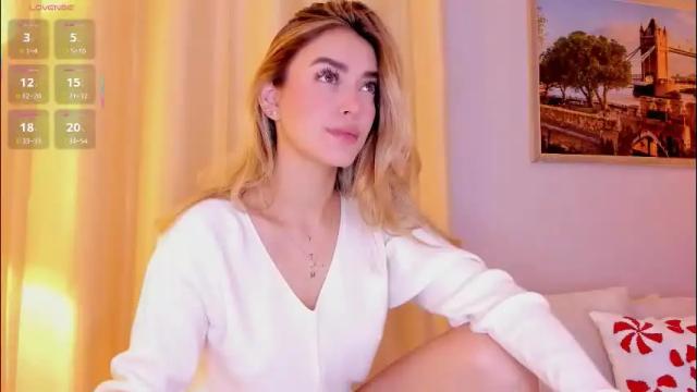 Image 3 of mia_white11 Stream on Chaturbate on 1 month ago