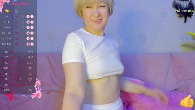Image 7 of mia_wintermood Stream on Chaturbate on 2 months ago