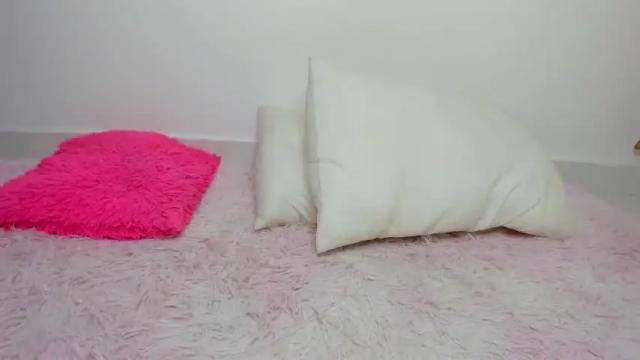 Image 3 of mia_xxx__ Stream on Chaturbate on 16 months ago