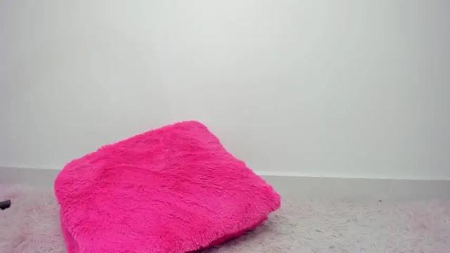 Image 12 of mia_xxx__ Stream on Chaturbate on 14 months ago