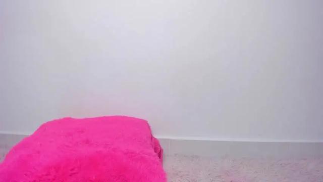 Image 10 of mia_xxx__ Stream on Chaturbate on 13 months ago