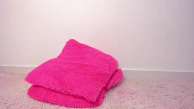 Image 12 of mia_xxx__ Stream on Chaturbate on 13 months ago