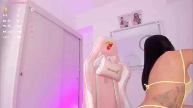 Thumbnail 1, mia_yourmommy's Stream at Chaturbate, 2 months ago