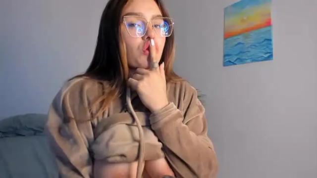Image 11 of miaa__rosee Stream on Chaturbate on 17 months ago